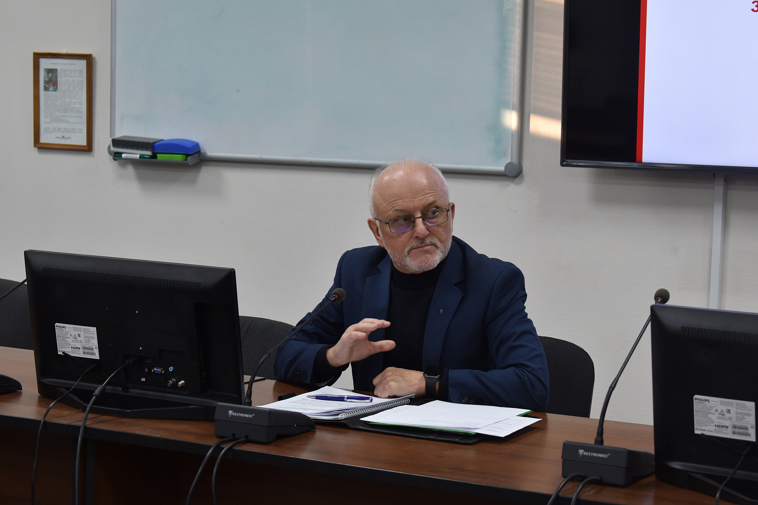 1 декабря 2022 г. в ТПП Чувашской Республики состоялся Круглый стол: «Поддержка семейного предпринимательства: проблемы, задачи, перспективы».