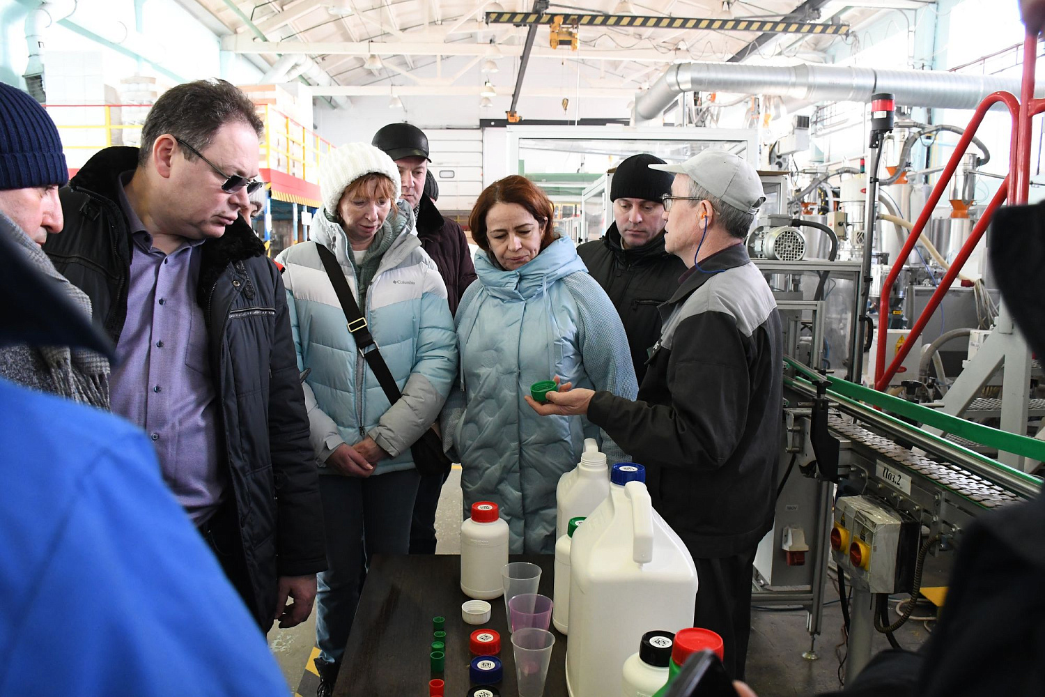 Вурнарский завод смесевых препаратов посетила делегация аграриев Ленинградской области
